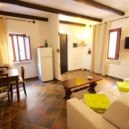 Pensión Amsicora 8 Olbia